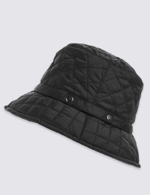 Stud Hat with Stormwear&trade;